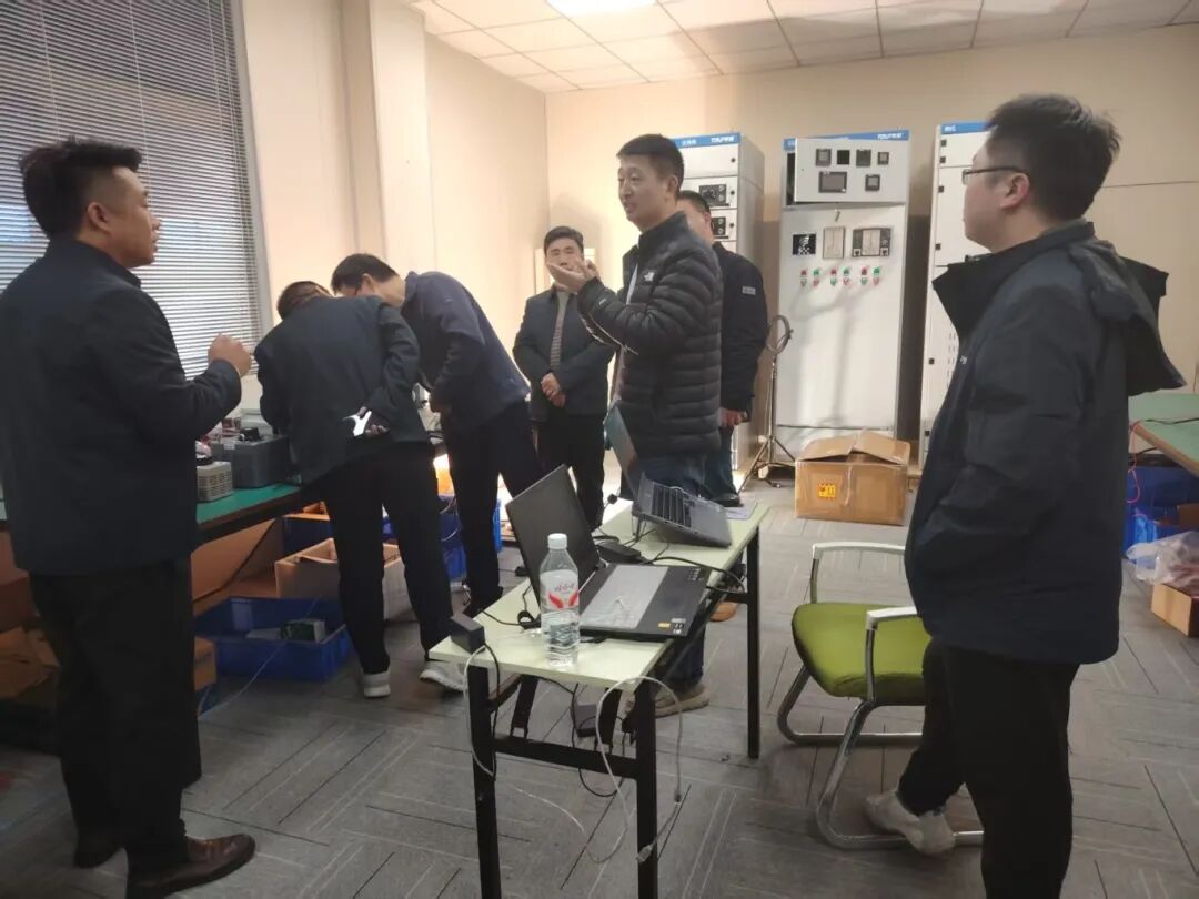 1763367509331784.jpg 國網(wǎng)河南電科院技術(shù)專家蒞臨泰普科技開展技術(shù)交流_75d2bcabf90e83394a4294acaca89024.jpg