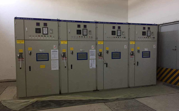 無功補償裝置 無功補償裝置